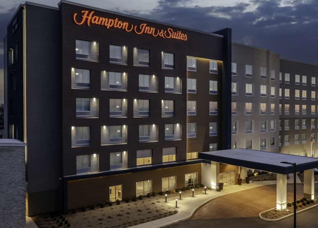 Hampton Inn And Suites Indianapolis West Speedway Exterior photo